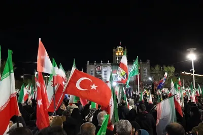 حضور هیئتی از فعالان اجتماعی ترکیه در اجتماع شبانه مردم تبریز