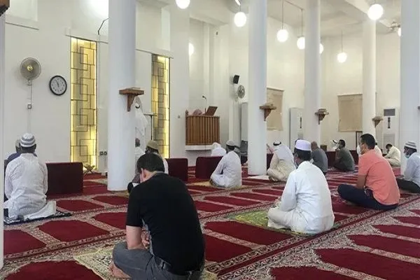 الأوقاف الكويتية تكلف أئمة المساجد بتوثيق الالتزام بالاشتراطات الصحية