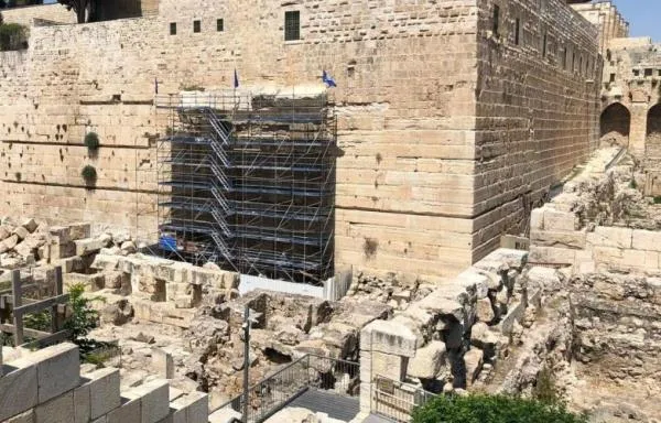 El Aksa Camii çevresinde yeni Siyonist kazılar