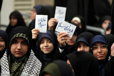 دیدار هزاران نفر از دانش‌آموزان و دانشجویان با رهبر انقلاب