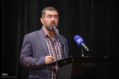 آئین رونمایی از تولیدات بنیاد فرهنگی روایت فتح