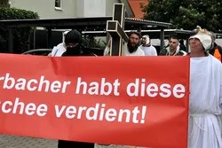 Demonstration  der Rechtsextremisten gegen den geplanten Bau einer Moschee in Erfurt