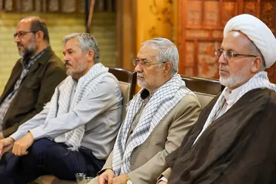 دیدار جمعی از فرماندهان نظامی و انتظامی با امام جمعه تبریز