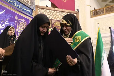 اجتماع بانوان «میثاق انقلابی» در حرم شاهچراغ (ع)