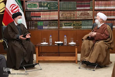 دیدار رئیس جمهور با آیت‌الله  جوادی آملی