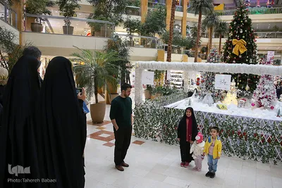 حال‌ و هوای کریسمس در تهران