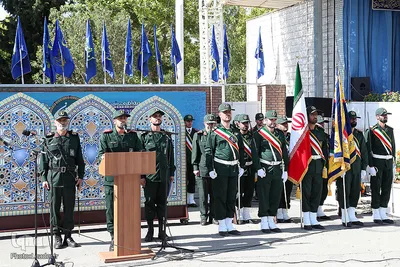 حضور و سخنرانی رهبر انقلاب در مراسم دانش‌آموختگی دانشجویان دانشگاه امام حسین (ع)