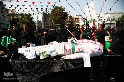 مراسم عزاداری ظهر عاشورا در کرج