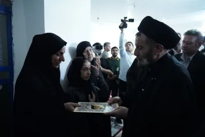 دیدار با خانواده ۳ شهید جنگ رمضان در پلدختر