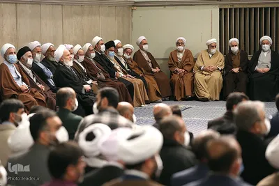 دیدار جمعی از مردم قم با رهبر معظم انقلاب