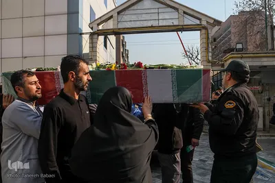 آیین وداع با پیکر شهید دفاع مقدس در بیمارستان نجمیه