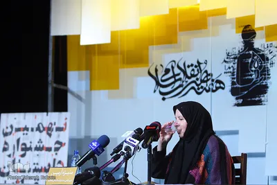 منیژه آرمین دبیر علمی جشنواره داستان انقلاب درنشست رسانه ای هفته هنر انقلاب اسلامی
