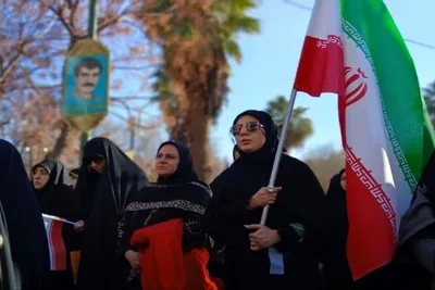 بیعت بانوان خرم‌آبادی با سومین رهبر انقلاب اسلامی