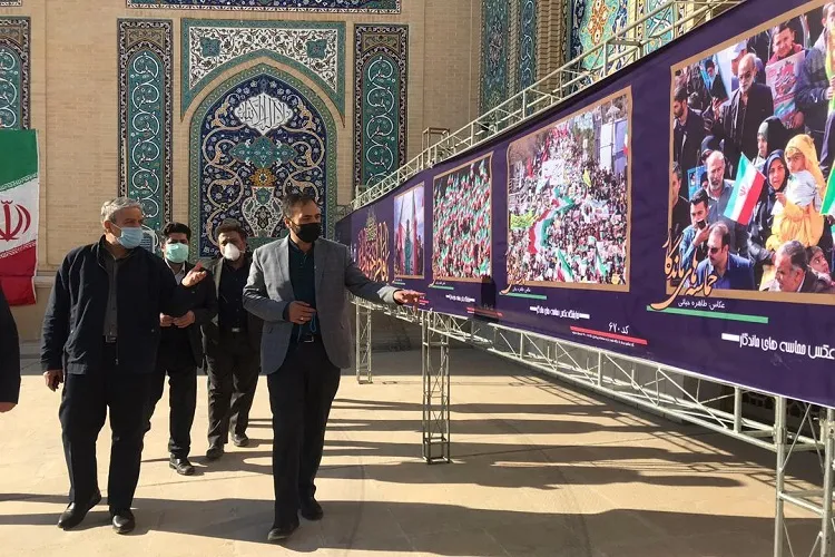 افتتاح «حماسه ماندگار» عكاسان خبری فارس در حرم شاهچراغ(ع)