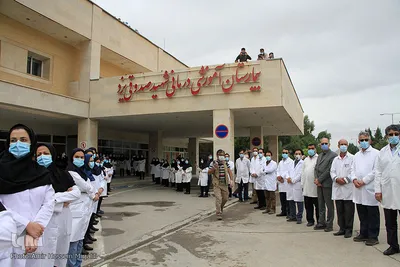 دیدار فرزندان پرستار مدافع سلامت یزد پس از ۴۰ روز با مادر