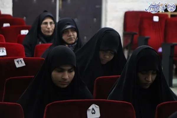 نشست فعالان فضای مجازی مازندران