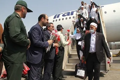 نخستین پرواز بازگشت حجاج سیستان‌وبلوچستان به زمین نشست