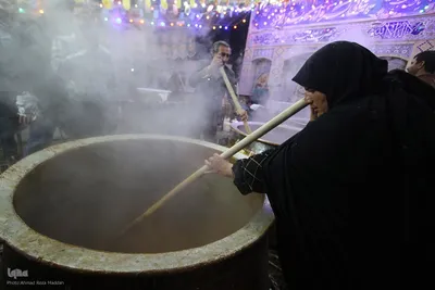 پخت بزرگترین سمنو شیرازی در کشور