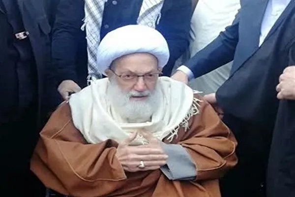 شیخ عیسی قاسم در راهپیمایی 22 بهمن + عکس