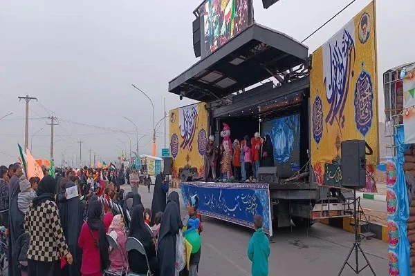 ارائه خدمات فرهنگی و قرآنی در مسیر پیاده‌روی مسجد جمکران