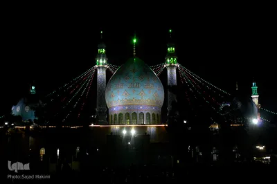 مسجد مقدس جمکران در شب نیمه شعبان