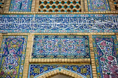 مدرسه خان شیراز