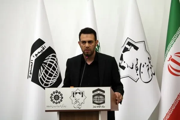 اقامه همزمان نماز ظهر عاشورا و نماز جمعه در سراسر کشور
