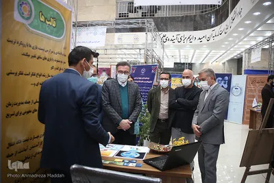 بازدید مدیرکل فرهنگ و ارشاد اسلامی فارس از نخستین نمایشگاه فناوری‌های نرم و صنایع فرهنگی استان