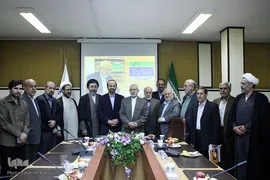 نشست ظهر دلنشین استاد ابوالفضل بهرام‌پور
