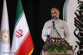 نشست معرفی کتاب «پنج گانه افول آمریکا»