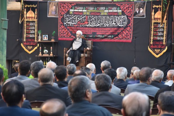 آیت‌الله احمد مبلغی، نماینده مردم لرستان در مجلس خبرگان رهبری
