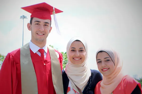 Naaalala ng Komunidad ng North Carolina ang mga Biktima na Muslim noong 2015 Mapoot na Krimen