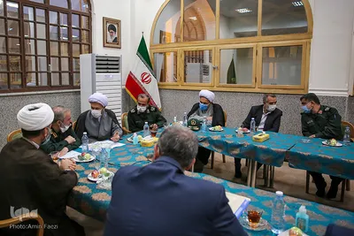 دیدار سردار دریادار علی فدوی جانشین فرمانده کل سپاه با آیت‌الله دژکام تولیت آستان مقدس حضرت شاهچراغ(ع)