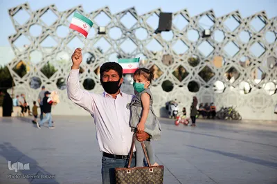 برگزاری جشن پیروری رئیسی در میدان امام حسین(ع)