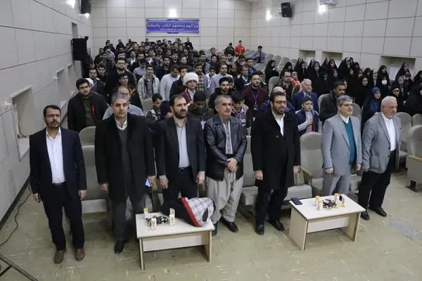 رقابت ۲۸۰ نفر از برگزیدگان قرآنی کشور در مسابقات ملی مدهامتان