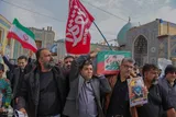 آیین تشییع دانش‌آموز شهید «علی حق‌شناس» در حرم شاهچراغ(ع)