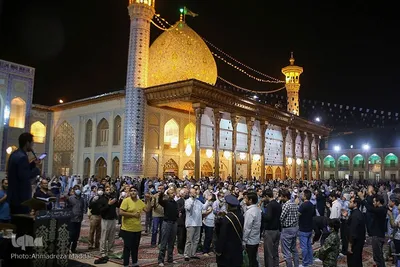 مراسم سوگواری شب شهادت امام جعفر صادق(ع) در حرم شاهچراغ‎‎