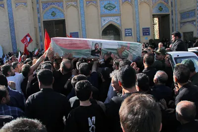 آیین وداع با پیکر مطهر سرهنگ پاسدار «شهید محمدناصر دلیرور» از شهدای نیروی دریایی سپاه  در حرم شاهچراغ(ع)