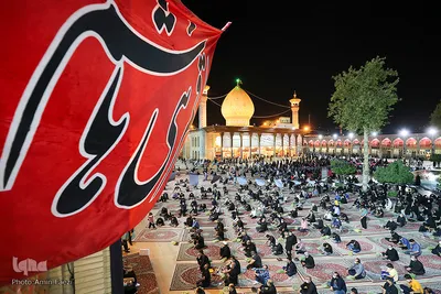 عزاداری شب شهادت امام رضا(ع) در حرم شاهچراغ(ع)