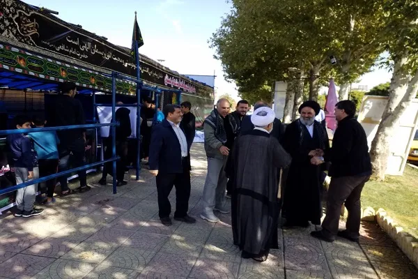 اطعام چهار هزار زائر اربعین در موکب اهل سنت کردستان