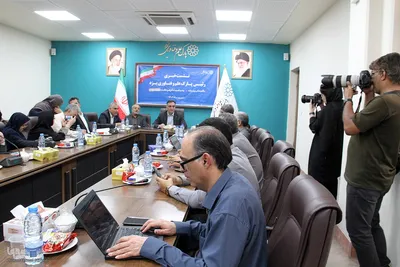 نشست خبری رئیس پارک علم و فناوری یزد