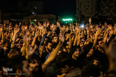 مراسم خیمه سوزان در میدان امام حسین (ع)