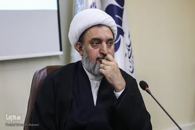 حجت‌الاسلام والمسلمین حاج‌ابوالقاسم؛ عضو مجلس خبرگان رهبری و مشاور رئيس‌جمهور در امور روحانیت