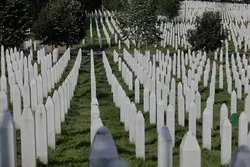 EU gedenkt an den Völkermord in Srebrenica vor 24 Jahren