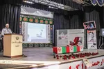 رونمایی از کتاب «قاب سرخ» آلبوم تصاویر مادران و پدران شهید در اهر