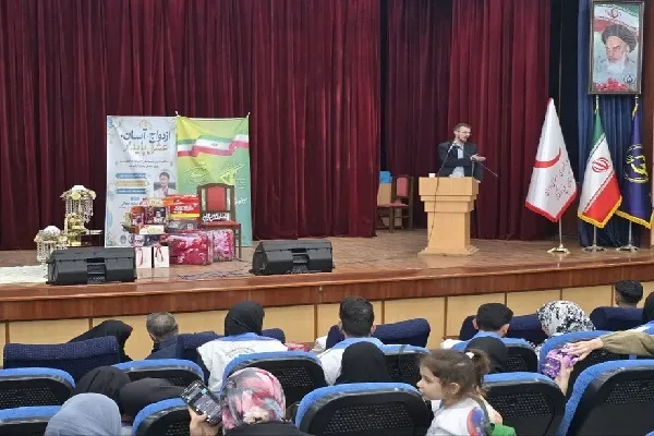جشن ازدواج ۲۴ نوعروس کمیته امداد مازندران برگزار شد
