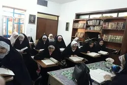 Qur’anikong mga Kurso para sa Kababaihan Nagsisimula sa Iraq