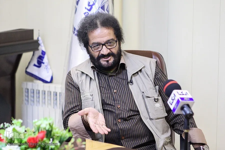 خواننده «یار دبستانی من» دار فانی را وداع گفت