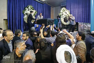 مراسم وداع با پیکر حجت الاسلام و المسلمین سید محمود دعایی در حسینیه جماران