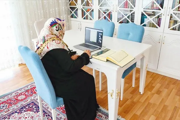 Türkiye’de cami cemaati sanal alemde